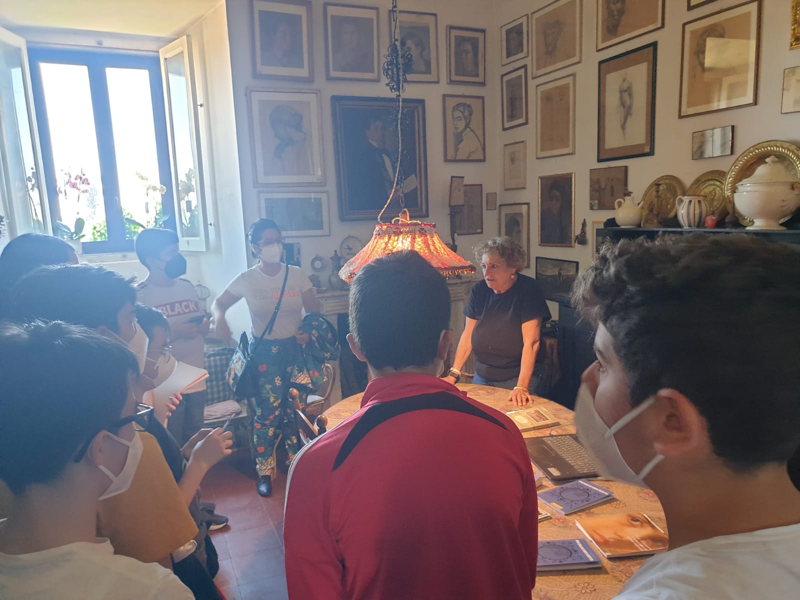 Al momento stai visualizzando Visite guidate alla casa museo Elena Ciamarra classi I e II secondaria di I grado Torella del Sannio 19 e 20 maggio 2022
